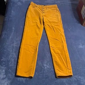 Thin corduroy with a 4 button fly size 26          9” High-Rise Skinny